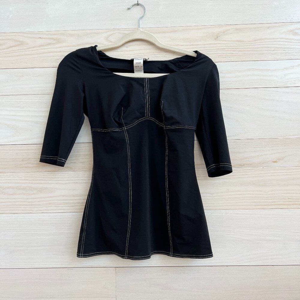 Ernest Leoty Workout top